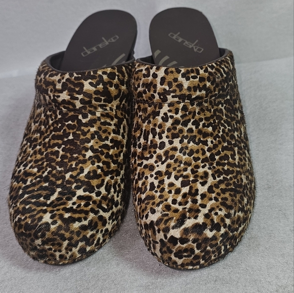 Dansko Shoes - Dansko Rae Leopard Pony Hair Clogs Sz 38(8) Faux Fur